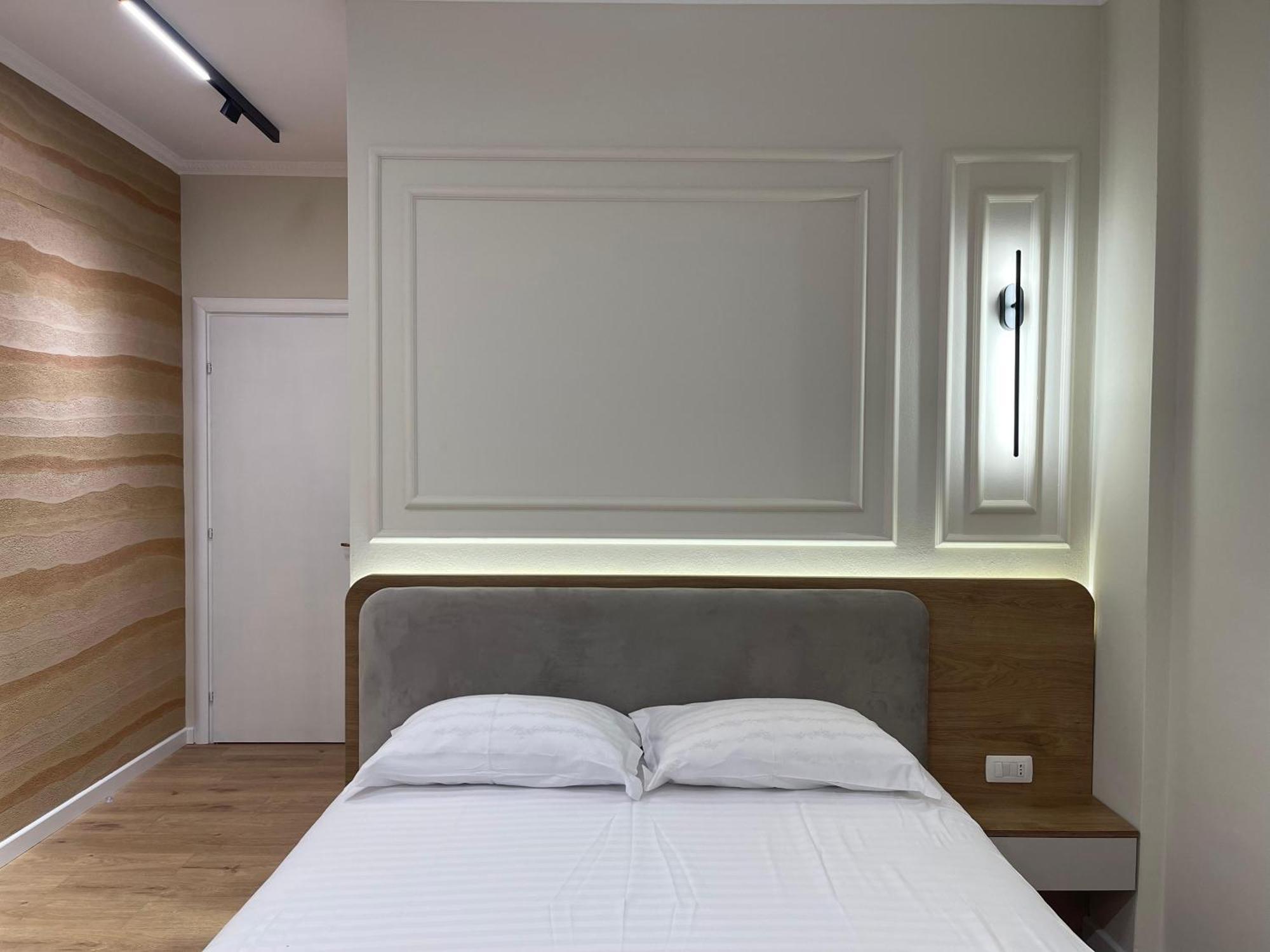 Gem In The Heart Of Tirana Apartman Kültér fotó