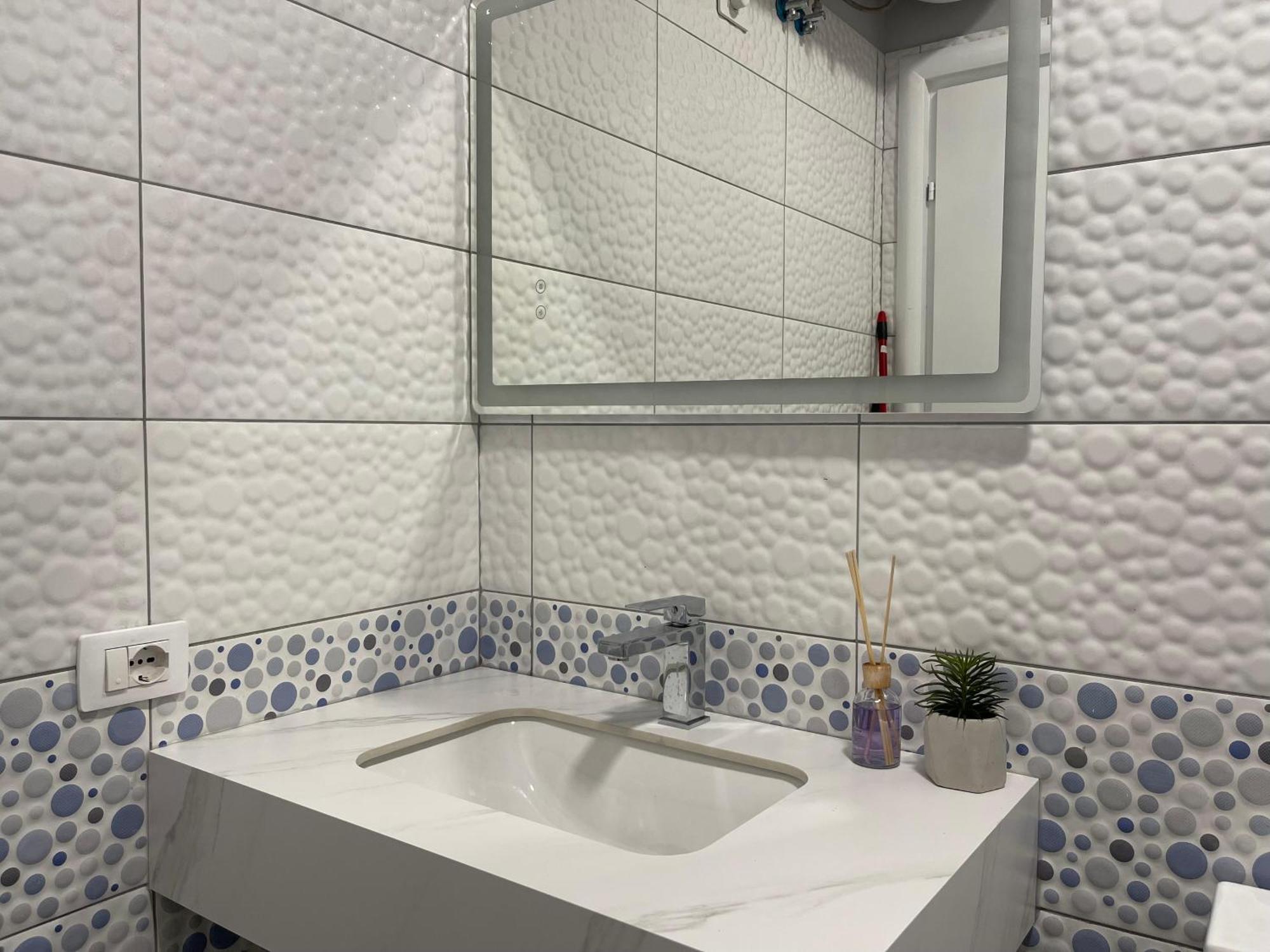 Gem In The Heart Of Tirana Apartman Kültér fotó